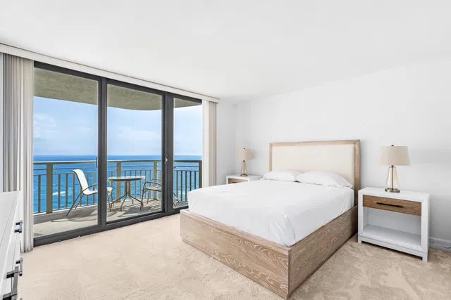 Tiara Singer Island Unit 28e photo 13