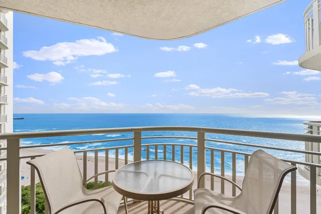 Tiara Singer Island Unit 28e photo 16