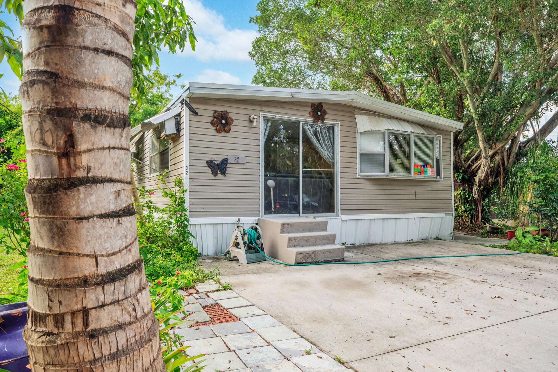 Residence photo 5