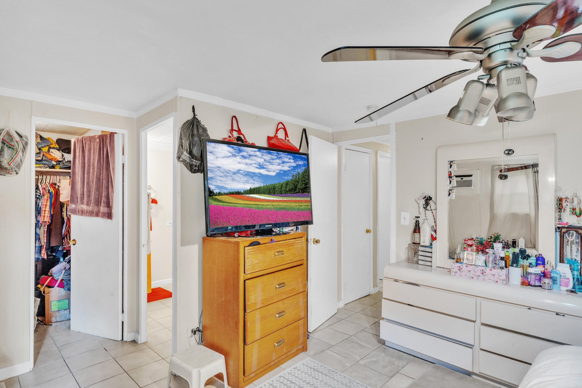 Residence photo 24