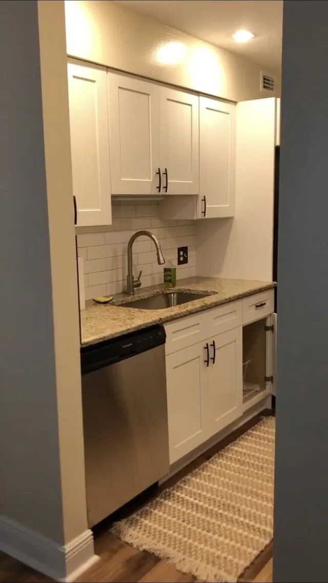 Unit 28 photo 7