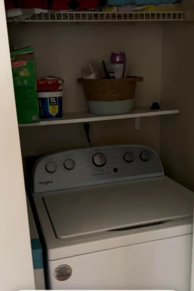Unit 28 photo 14