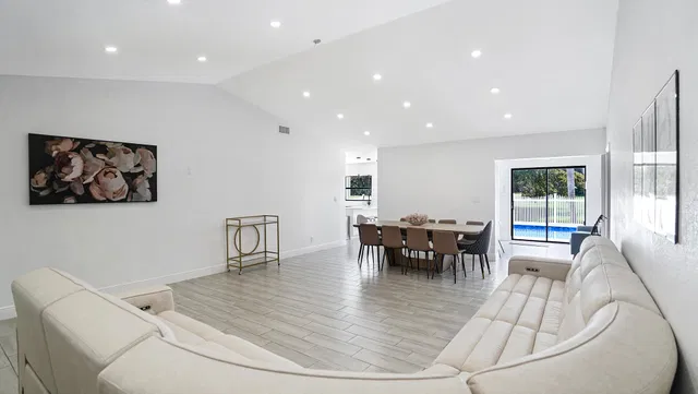 Residence photo 9