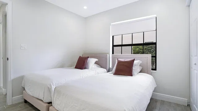 Residence photo 14
