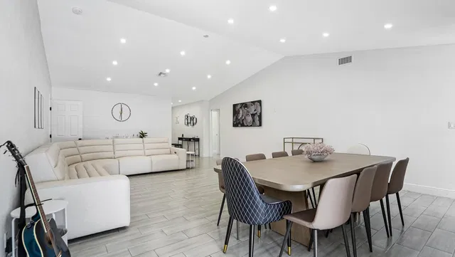 Residence photo 18