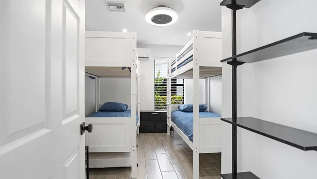 Residence photo 20