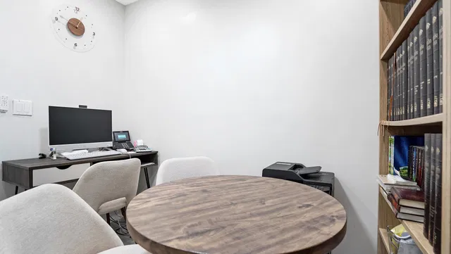 Residence photo 32
