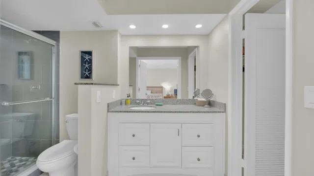 Unit 9207 photo 19