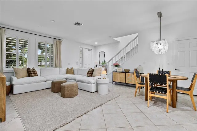 Mallory Creek Abacoa Residence photo 8