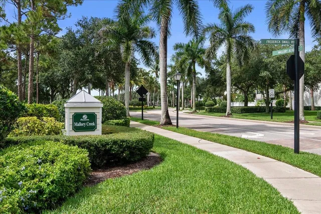 Mallory Creek Abacoa Residence photo 26