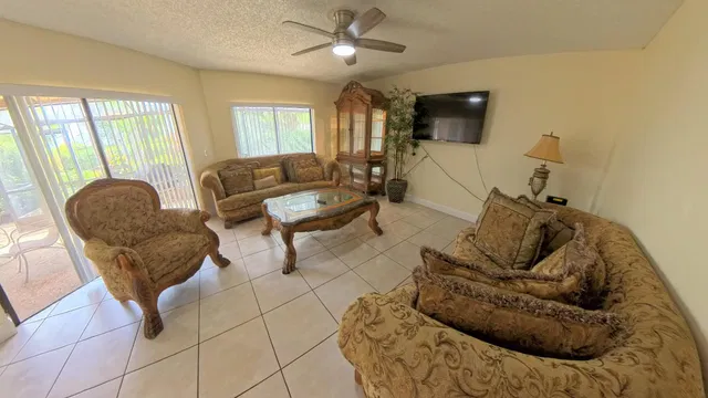  Residence photo 24