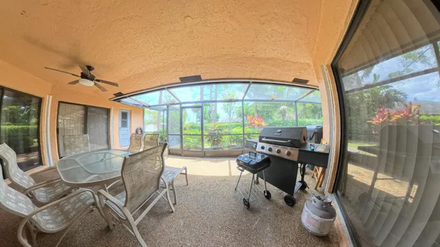  Residence photo 41