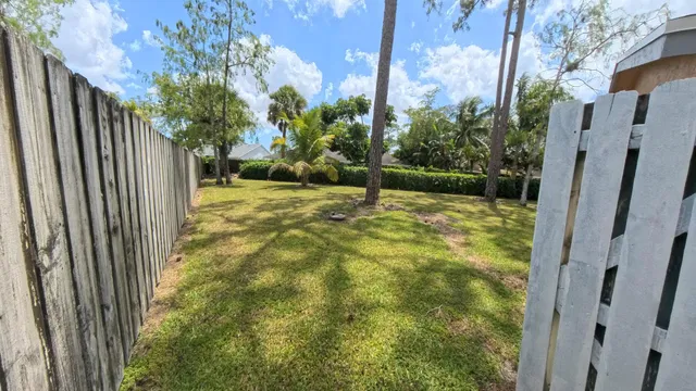  Residence photo 44