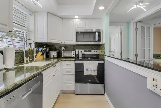 Unit 202 photo 9