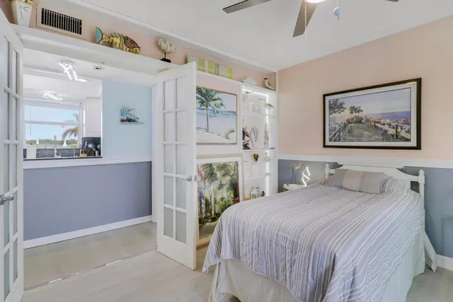 Unit 202 photo 22