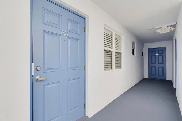 Unit 202 photo 32