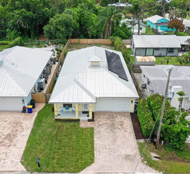 Residence photo 22