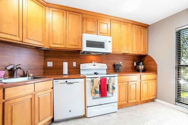 Unit 203 photo 2