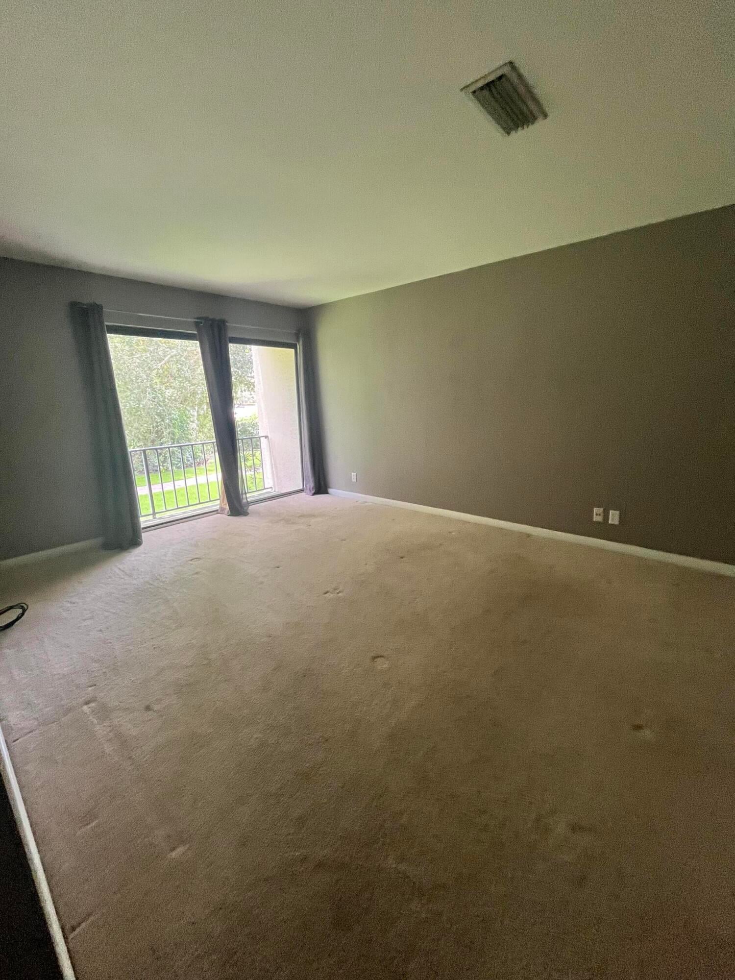 Unit 203 photo 8