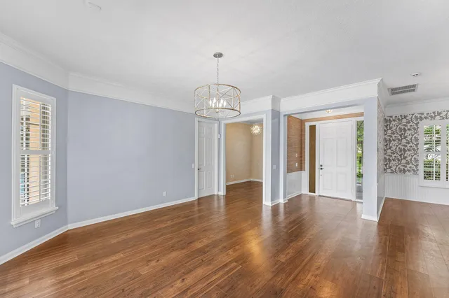Residence photo 5