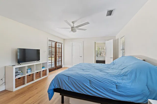 Residence photo 5