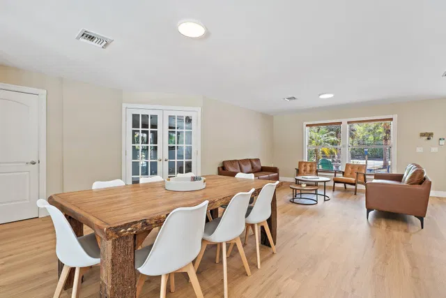Residence photo 20