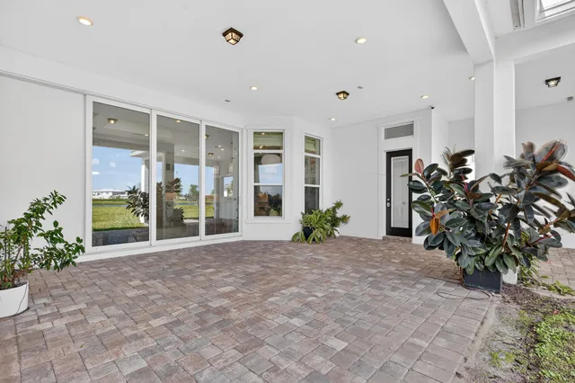 Bridgewater Preserve Residence photo 52