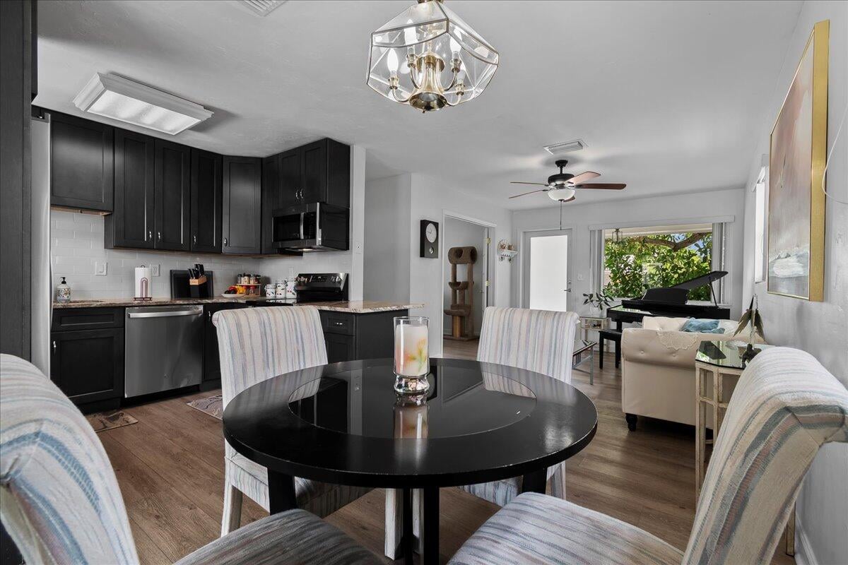 West Palm Beach Residence photo 8