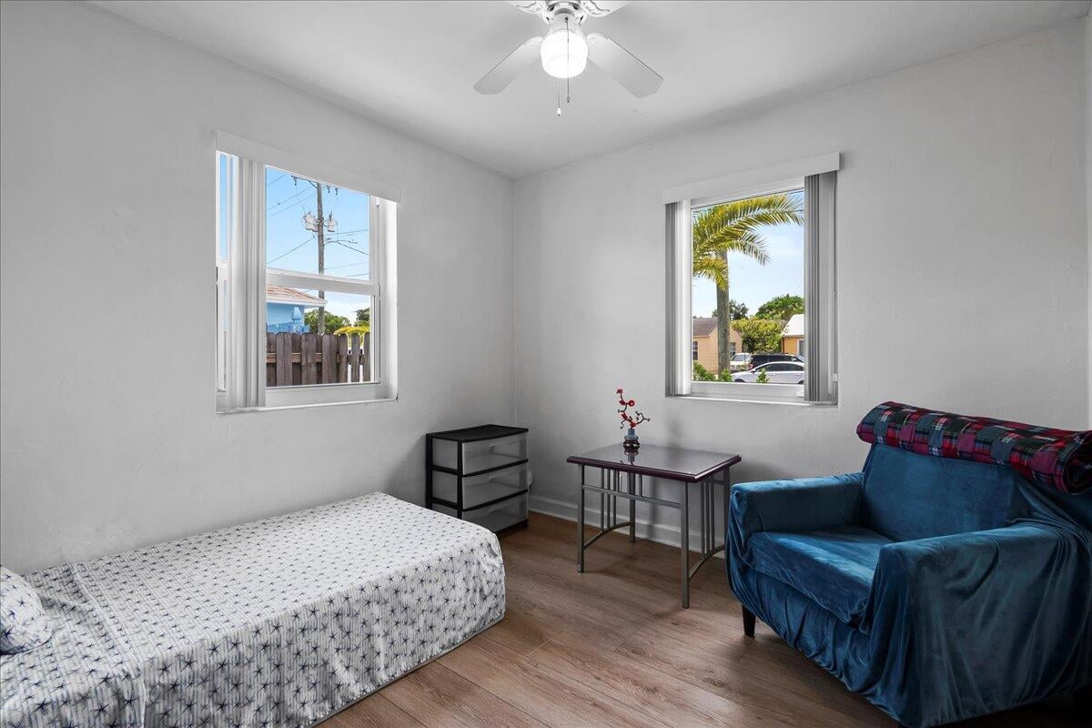 West Palm Beach Residence photo 16