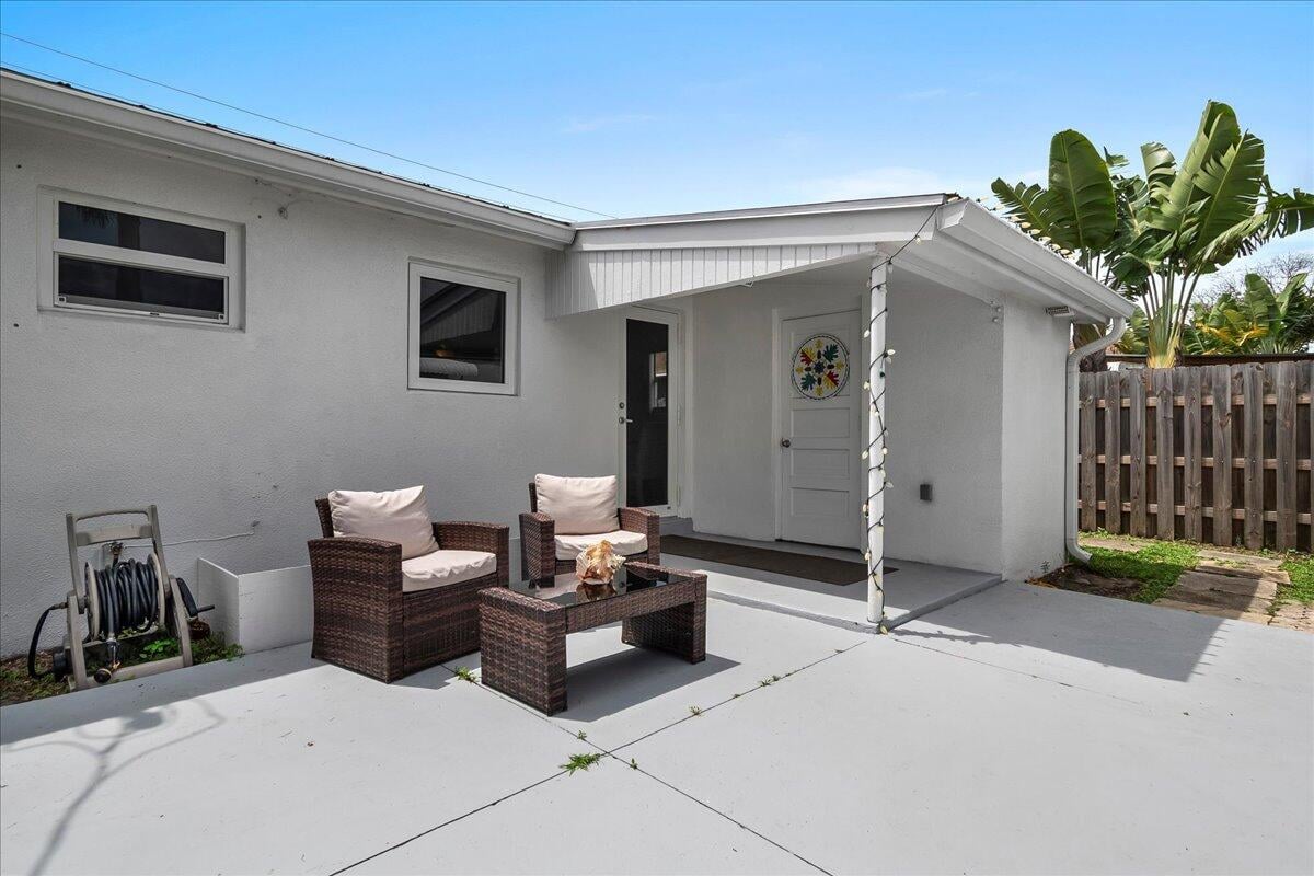 West Palm Beach Residence photo 18