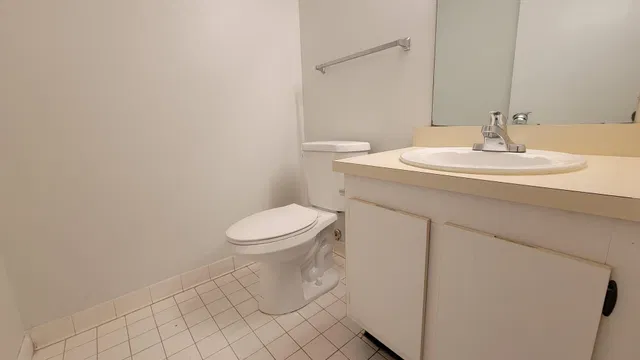 Unit 206 photo 15