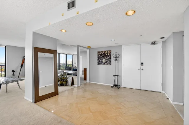Martinique Singer Island Unit 604 photo 6