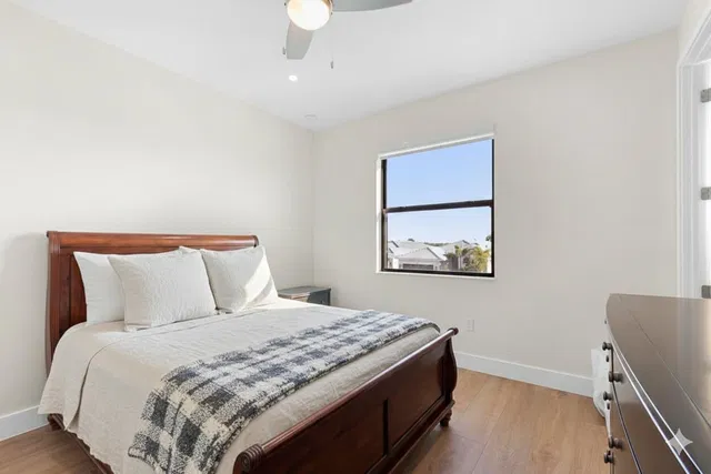 Residence photo 25