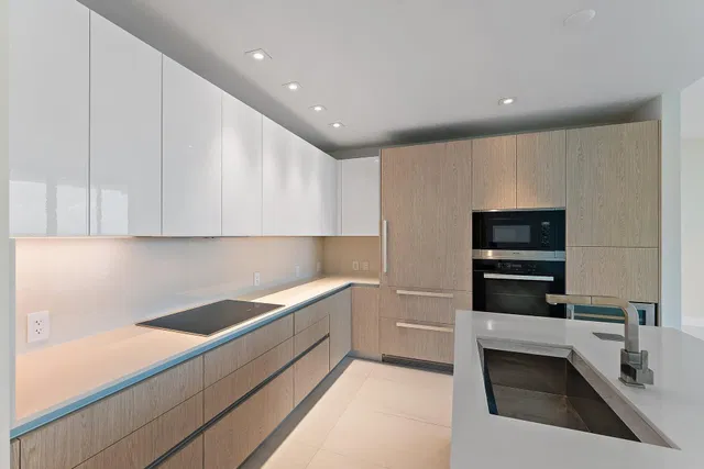 Amrit Ocean Resort & Residences Unit H1206 photo 3