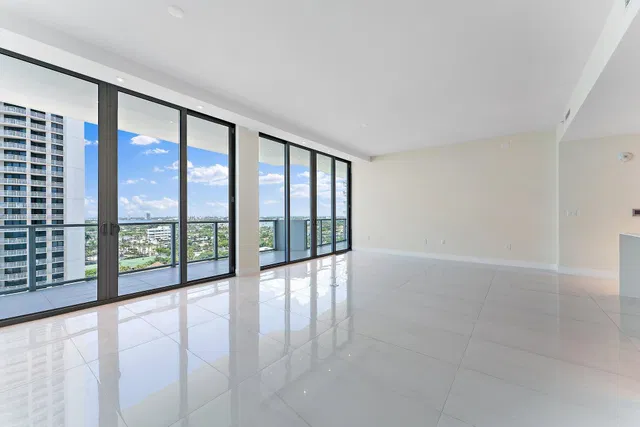 Amrit Ocean Resort & Residences Unit H1206 photo 10