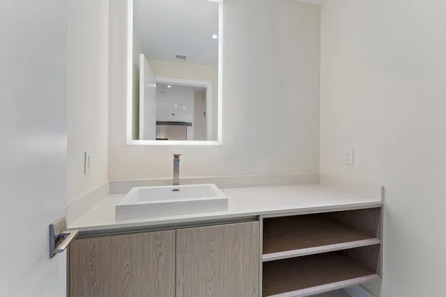 Amrit Ocean Resort & Residences Unit H1206 photo 11