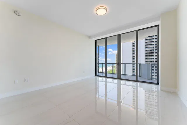 Amrit Ocean Resort & Residences Unit H1206 photo 16