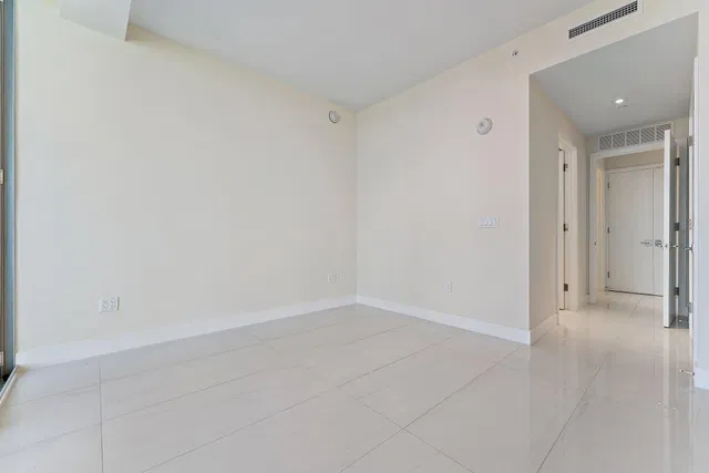 Amrit Ocean Resort & Residences Unit H1206 photo 27