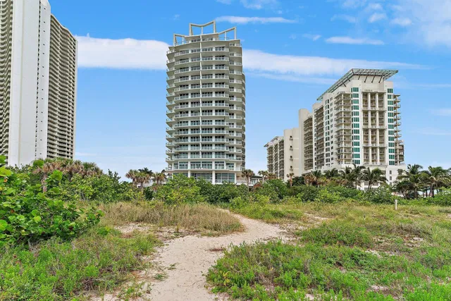 Amrit Ocean Resort & Residences Unit H1206 photo 64