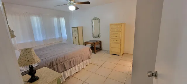  Residence photo 4