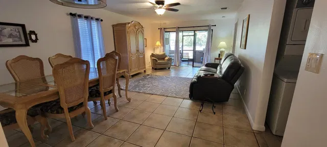  Residence photo 6