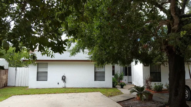  Residence photo 14