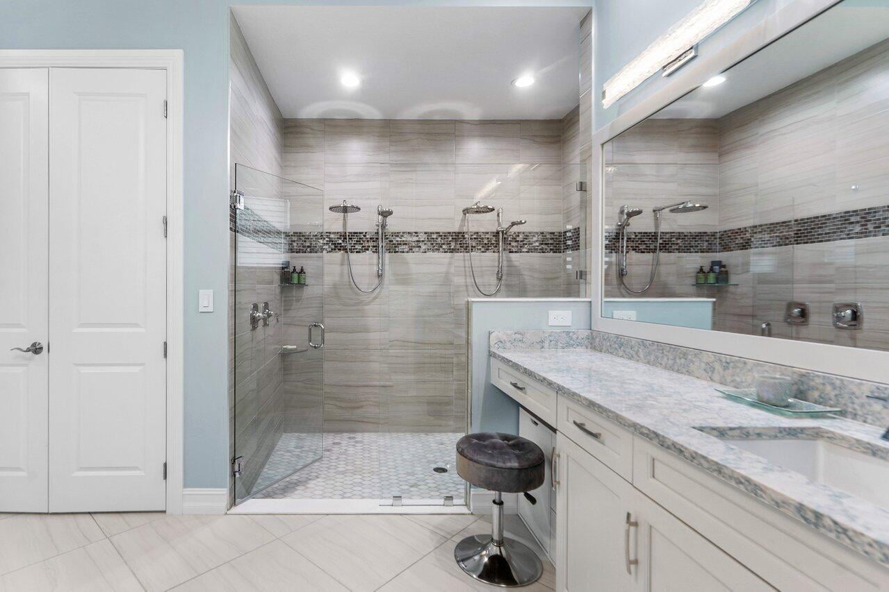 Canopy Creek Residence photo 26