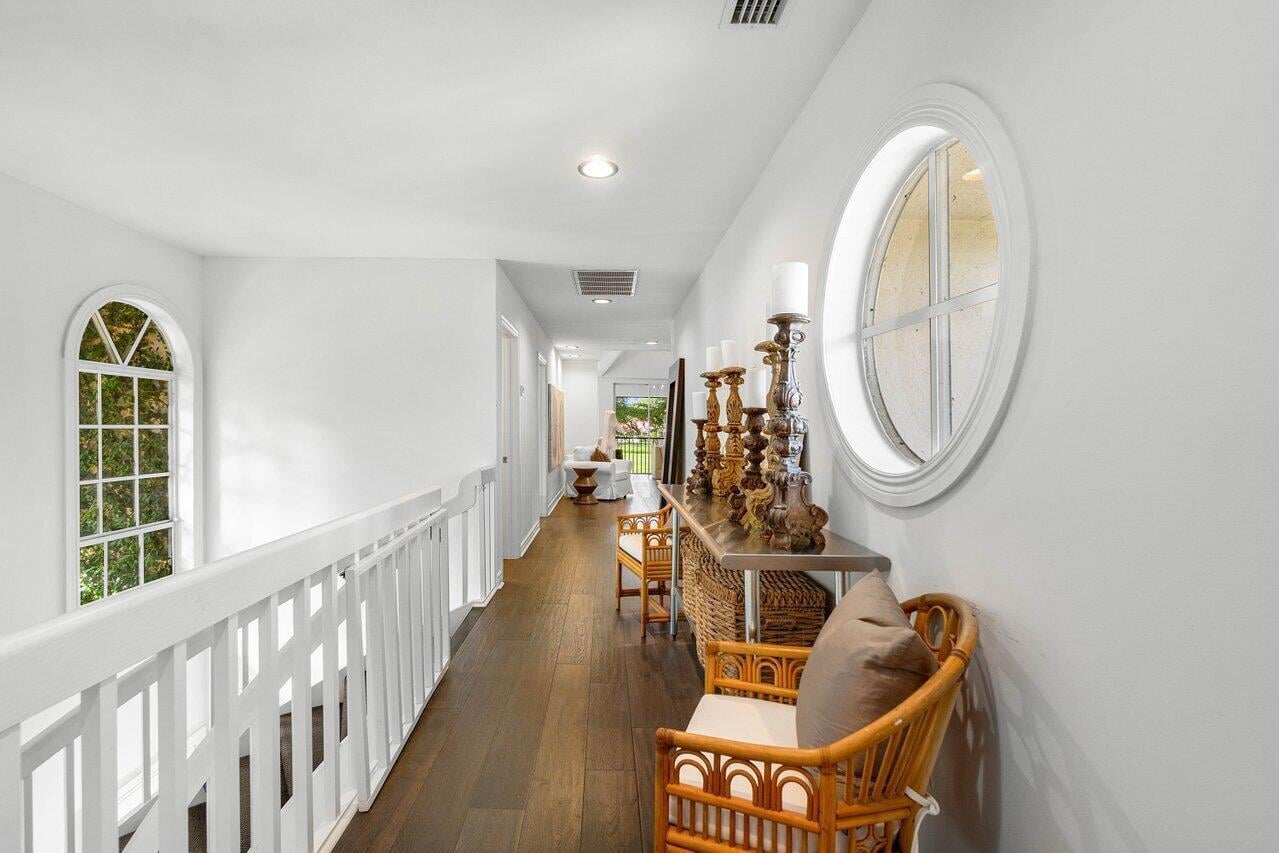 First Fairway Residence photo 3