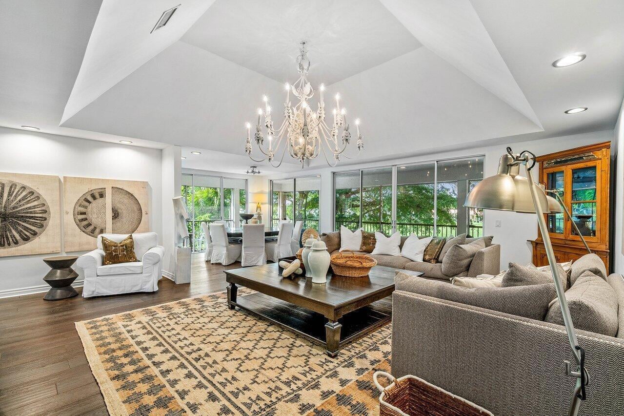 First Fairway Residence photo 5