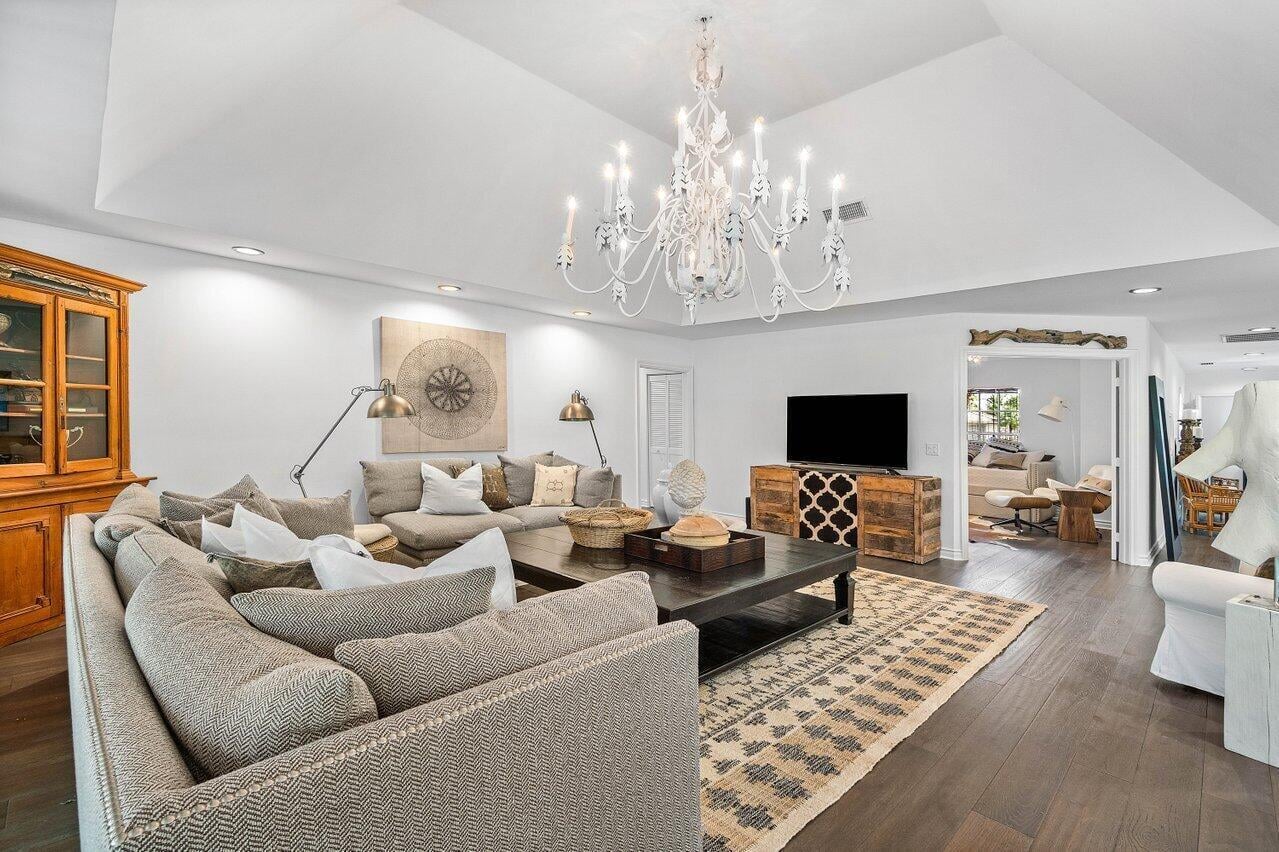 First Fairway Residence photo 6