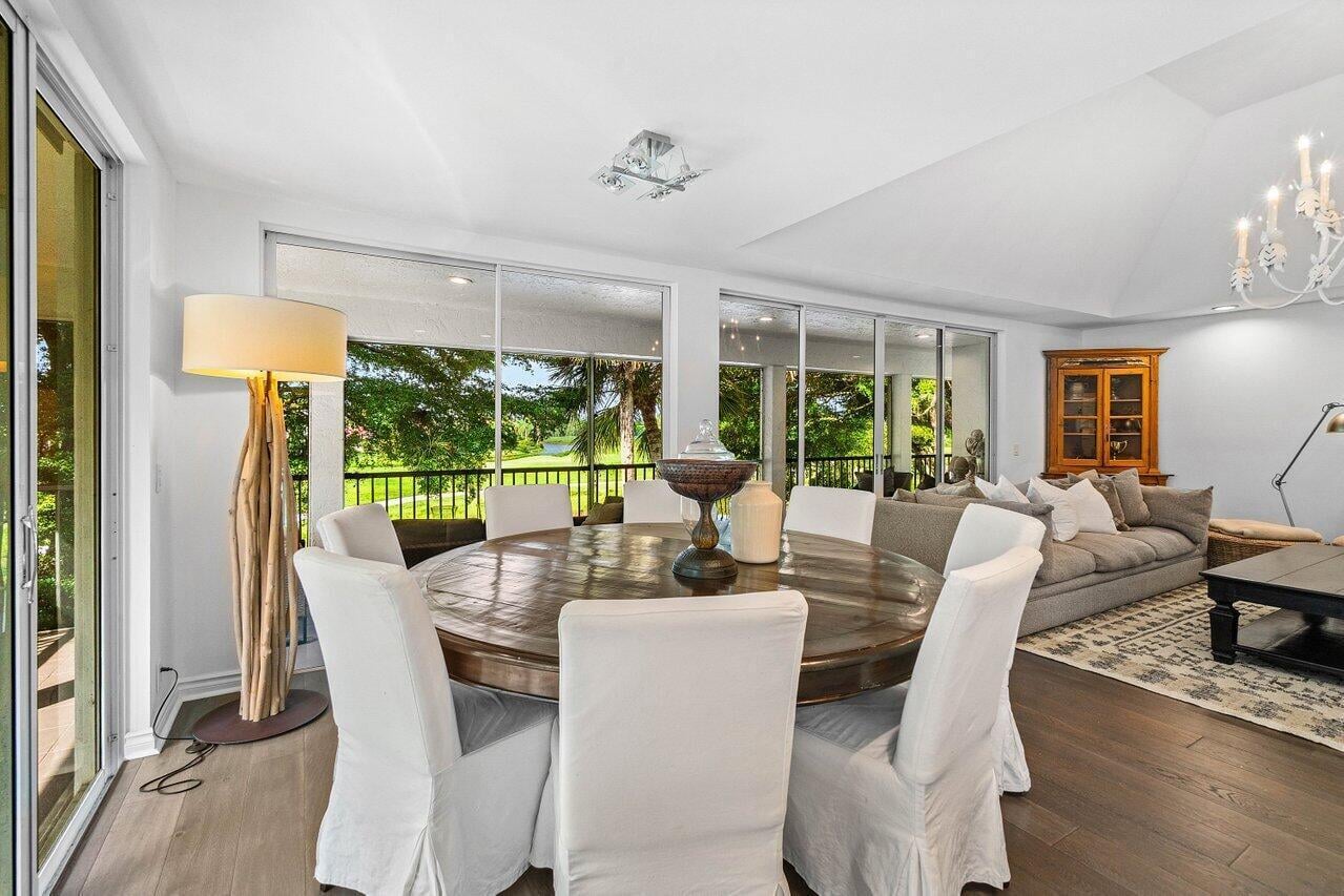 First Fairway Residence photo 9