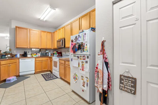 Residence photo 8