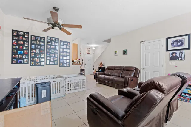 Residence photo 13