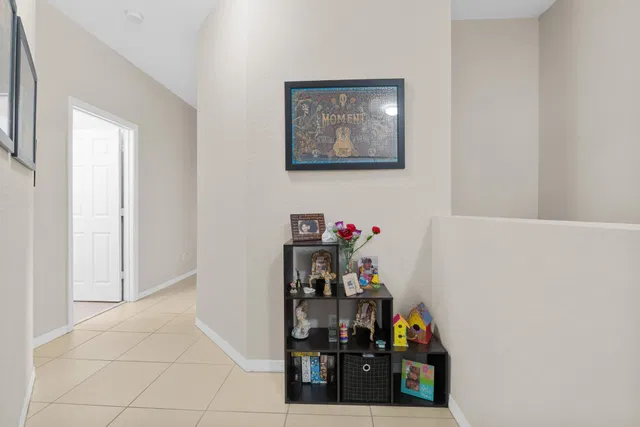 Residence photo 26